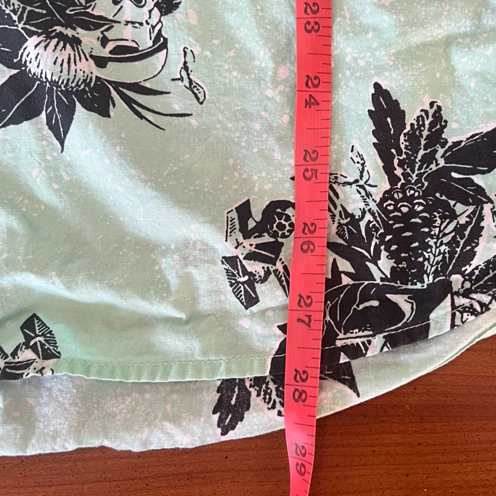 🌺🌴 Star Wars Mint Floral Tropical Stormtrooper Button-Down Shirt (XL) - Picture 8 of 8